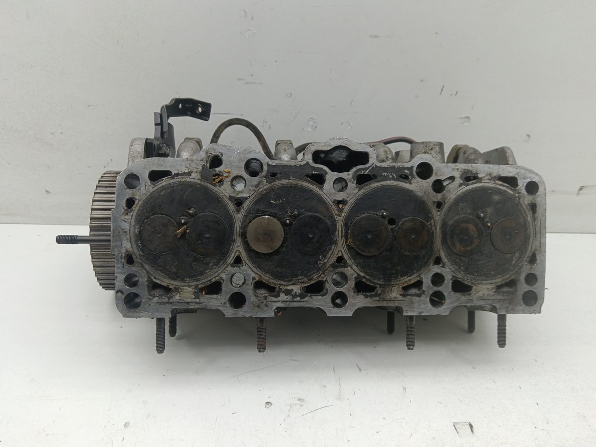 Tapa De Cilindros Volkswagen Polo (9N1) 2001-2005 1.9 TDI 1.9L 74kW 038103373E