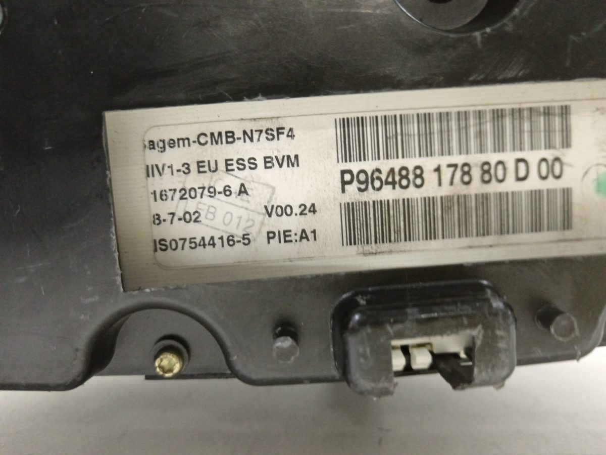 Tablero de Instrumentos Citroën Xsara Berlina 1997-2005 9648817880