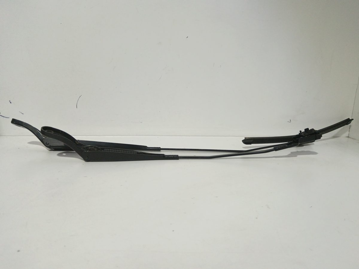 Juego de Brazos de Limpia Parabrisa Delanteros Peugeot 208 2012-2019 Active 9673291980