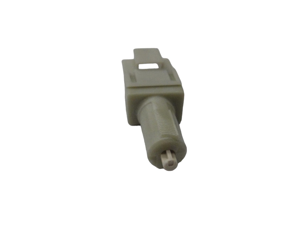 INTERRUPTOR LUZ FRENO CHEVROLET CAPTIVA 2.4 2011/