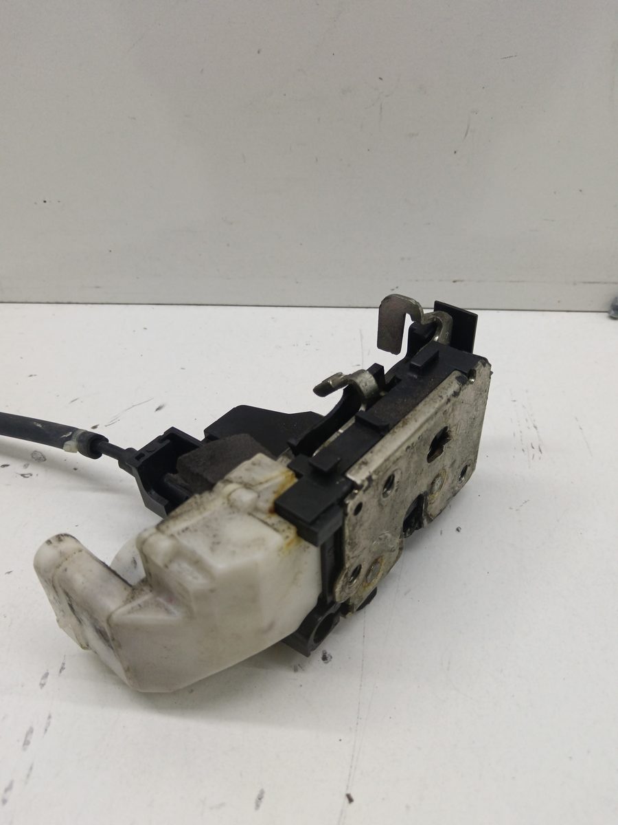 Cerradura Puerta Delantera Izquierda Fiat Doblo 2009-2015 Active S