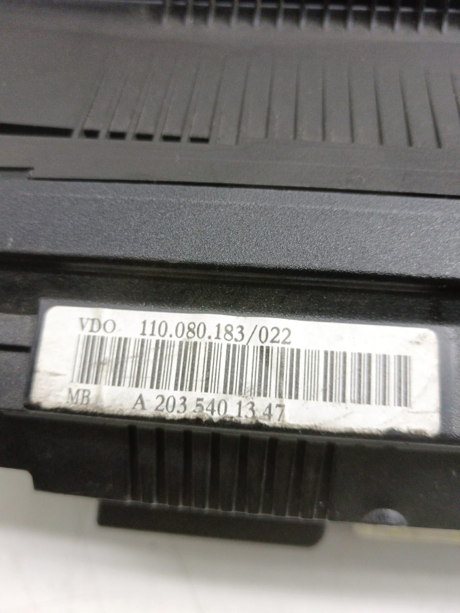 Tablero de Instrumentos Mercedes-Benz Clase C (W203) Familiar 2001-2007 A2035406411