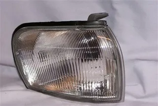 Faro delantero derecho