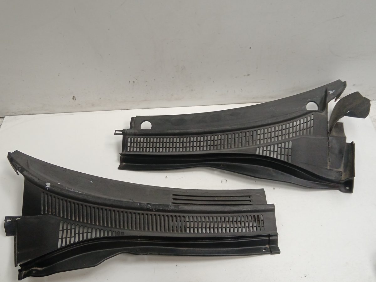 Rejilla De Torpedo Suzuki Swift Berlina (MZ) 2005-2012 GL (3-ptas.)