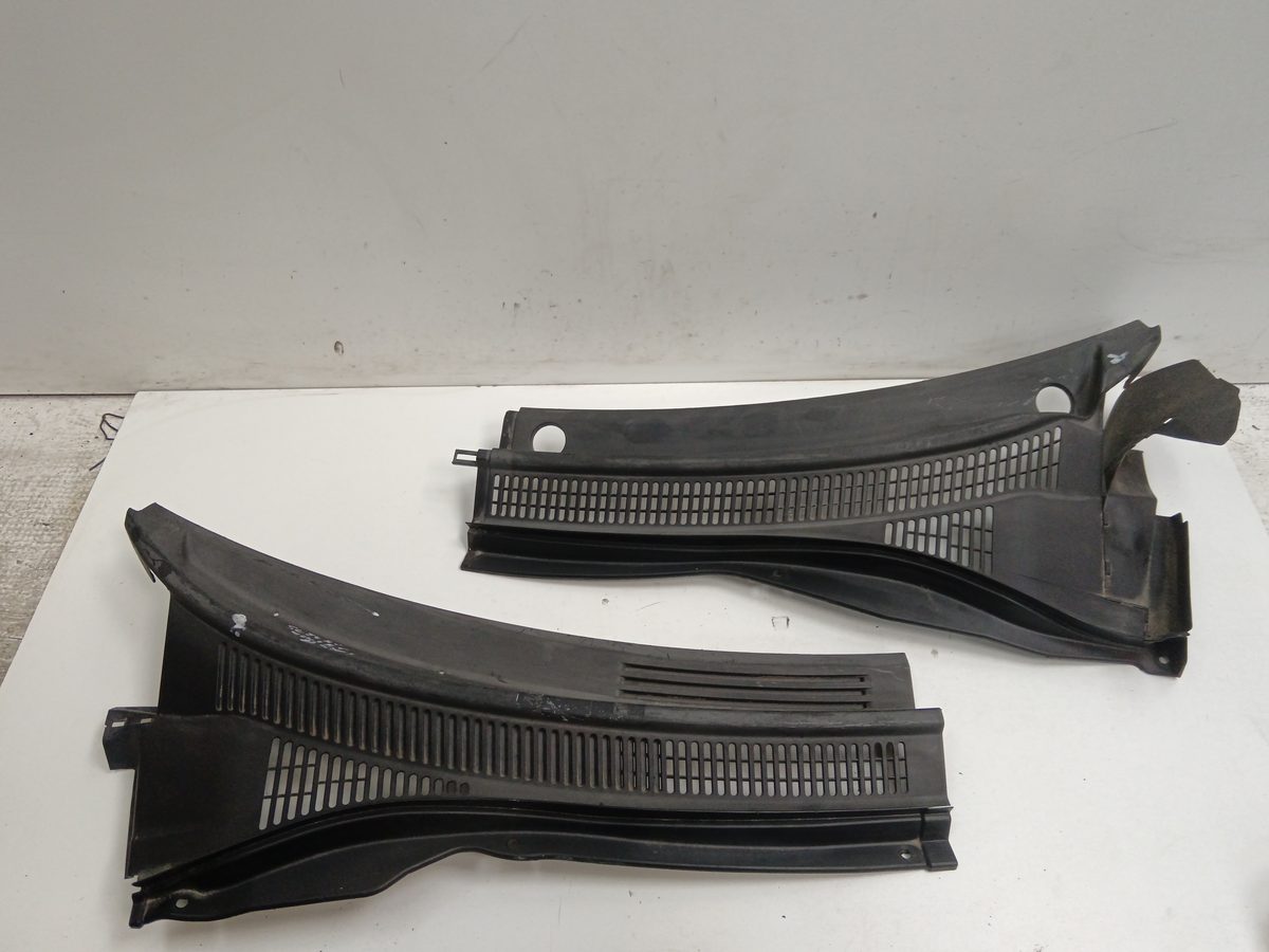 Rejilla De Torpedo Suzuki Swift Berlina (MZ) 2005-2012 GL (3-ptas.)