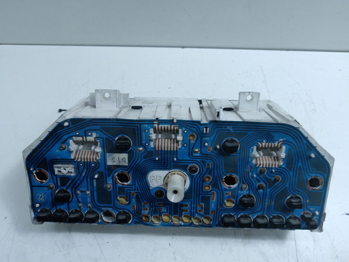 Tablero de Instrumentos Mitsubishi Space Wagon (N30/N40) 1991-1996 MR189275766620