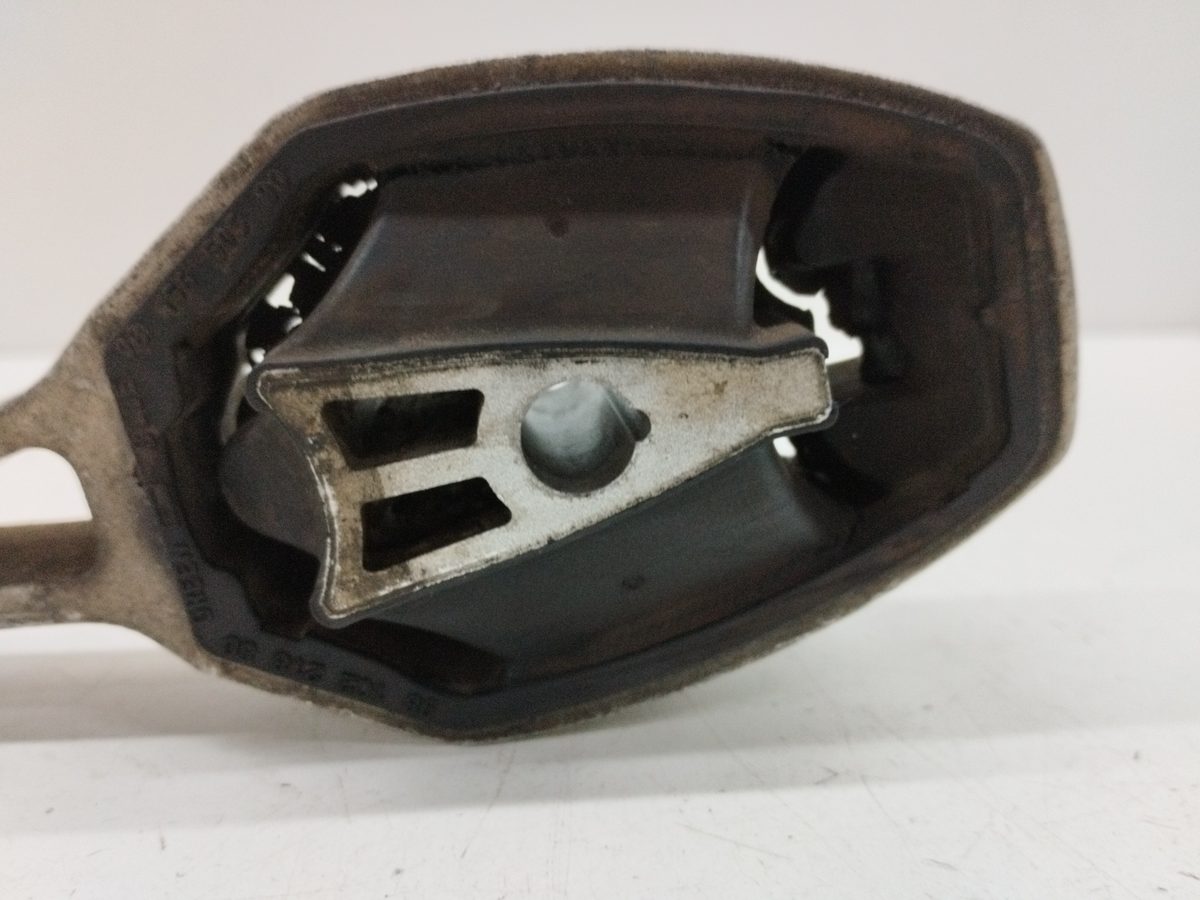 Soporte Motor Trasero Peugeot 208 2012-2019 1.2 16V VTi 1.2L 60kW 9810221880