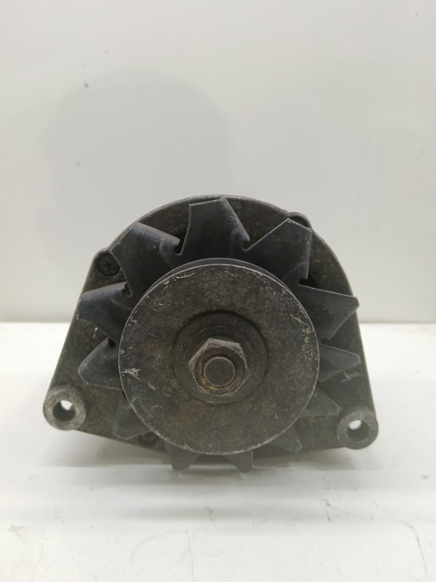 Alternador Mercedes-Benz Clase E (W123) Berlina+coupe 1976-Actualidad 0120489917