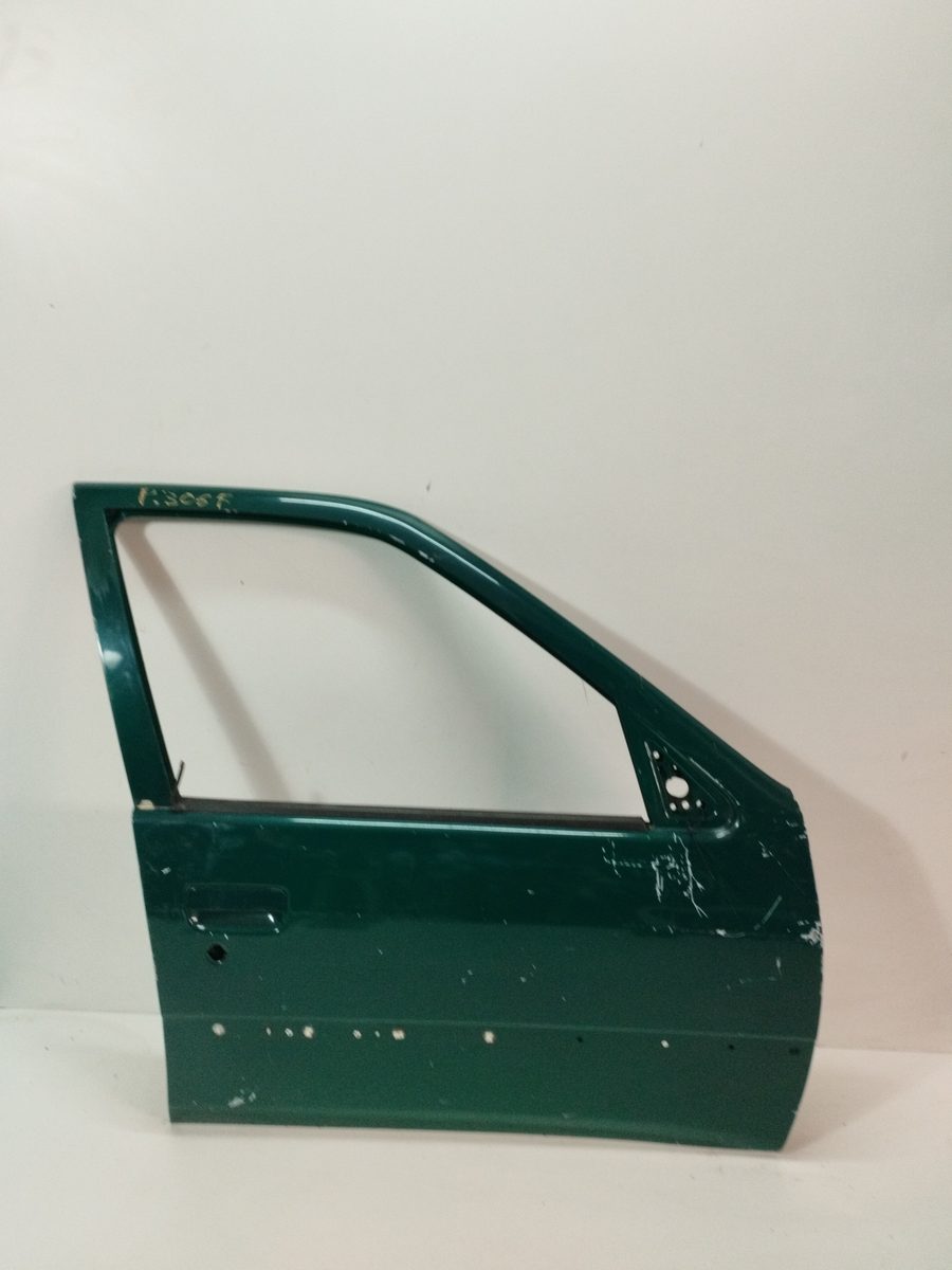 Puerta Delantera Derecha Peugeot 306 Berlina 4 Puertas (S1) 1994-1997 Style D