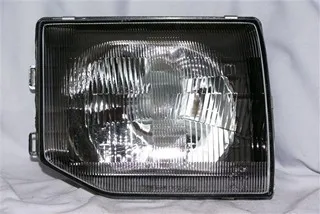 SEMIOPTICA DER MITSUBISHI MONTERO 92 DEPO