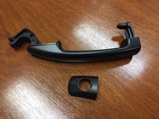 Manija de puerta exterior delantera izquierda