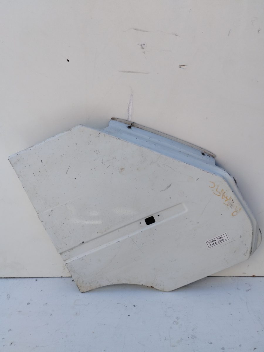 Guardabarro Delantero Derecho Renault Trafic (desde 5.89) 1989-2000 T 1100