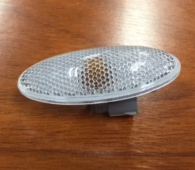 Faro de guardabarros delantero derecho