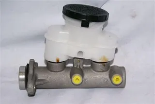Bomba de Freno Principal