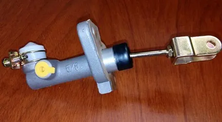 Bomba de embrague