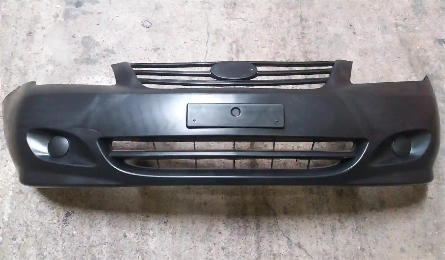 Paragolpes delantero