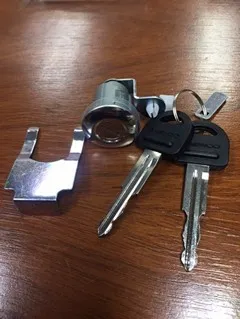 Cilindro de cerradura de puerta derecho