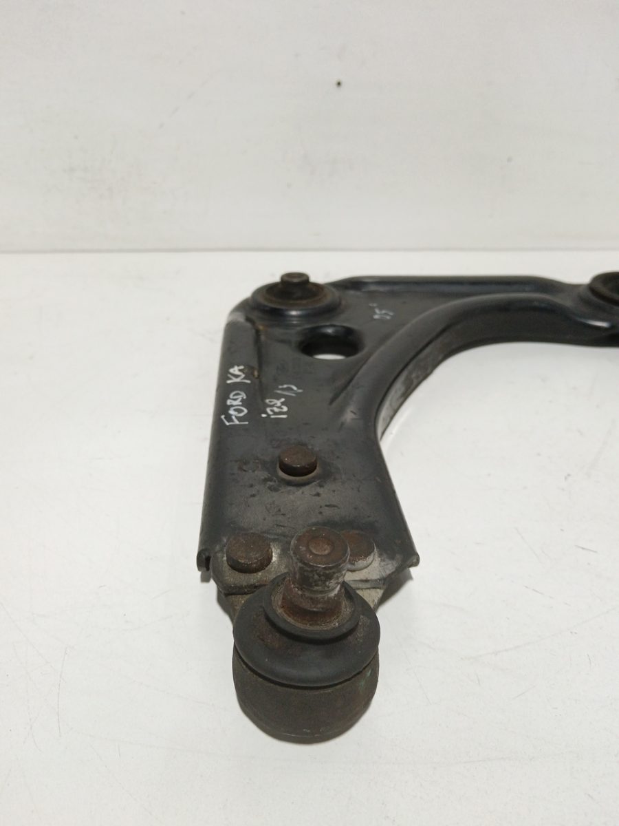 Parrilla de Suspension Inferior Trasera Izquierda Ford Ka (CCQ) 1996-2008 1.3 CAT