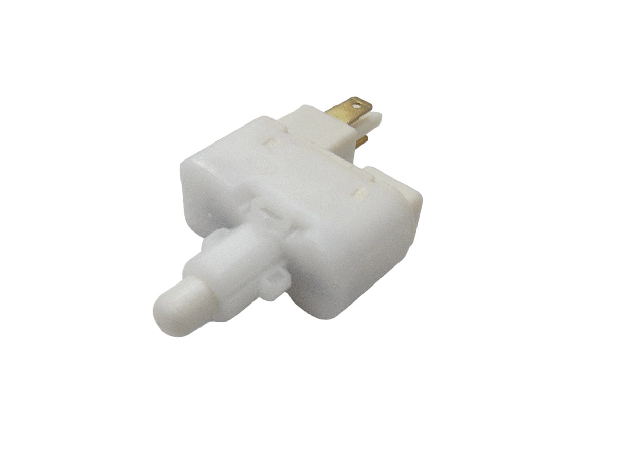 INTERRUPTOR PEDAL EMBRAGUE CHEVROLET AVEO