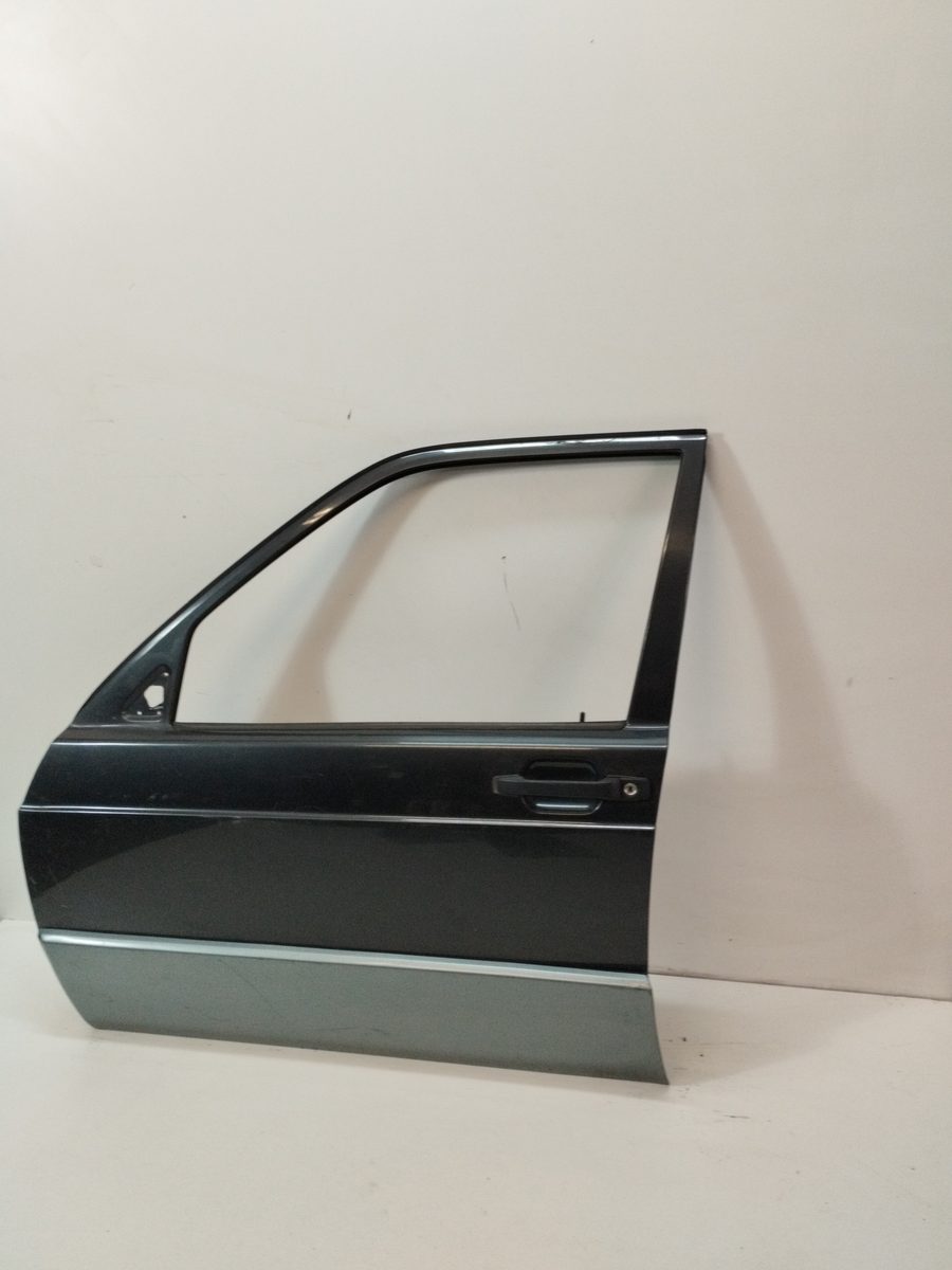 Puerta Delantera Izquierda Mercedes-Benz Clase C (W201) Berlina 1982-1993
