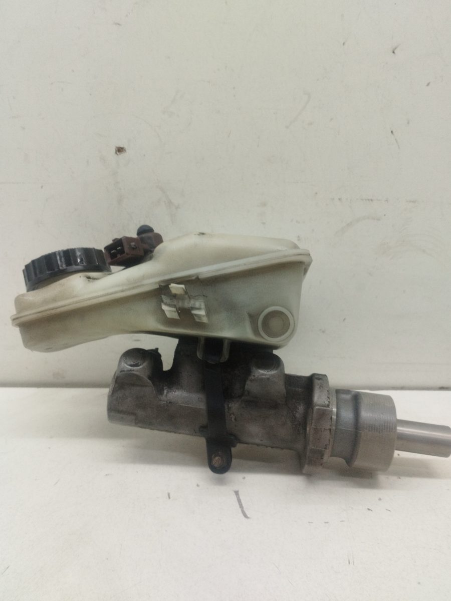 Bomba Freno Peugeot Partner (S1) 1996-2002 Combispace 1.9L 51kW 311939