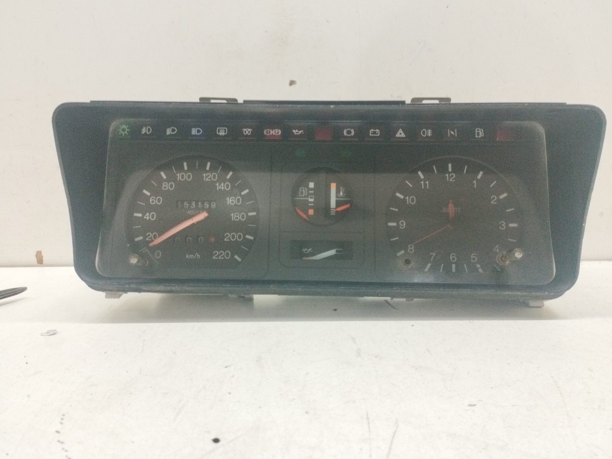 Tablero De Instrumentos Renault 18 1978-Actualidad GTD Variable 2.1L 49kW 8266610