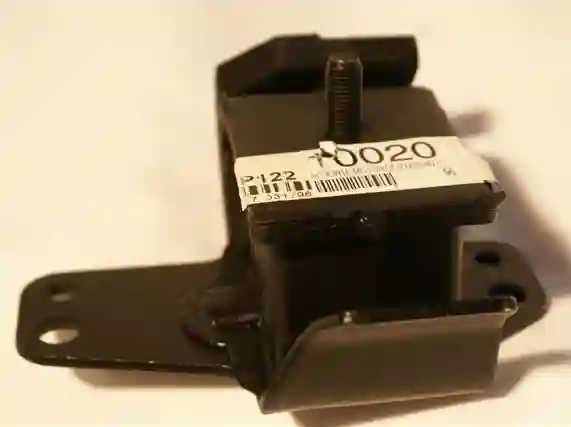 SOPORTE MOTOR DEL DER NISSAN D21-22 (TD27) GSP