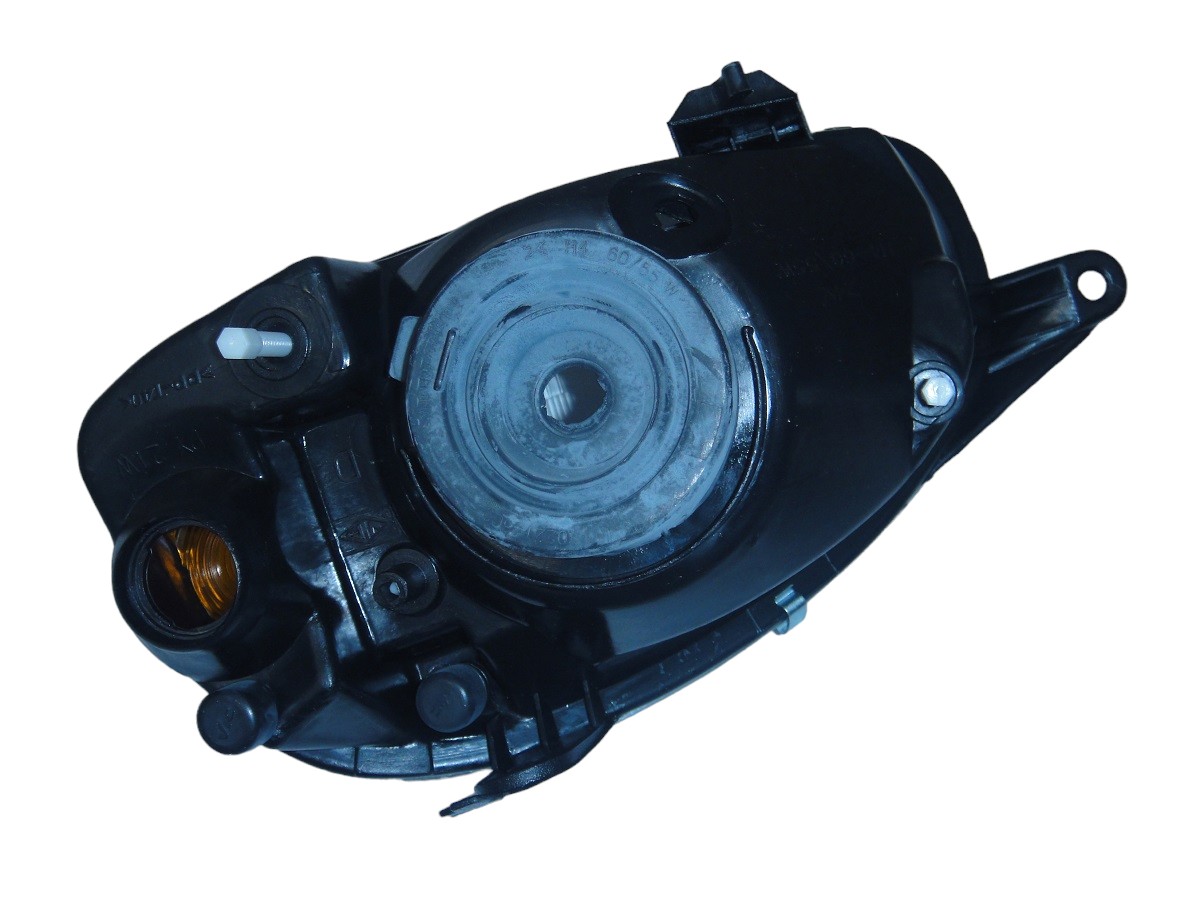FARO SEMI OPTICO DERECHO CHEVROLET CORSA 1994/2000