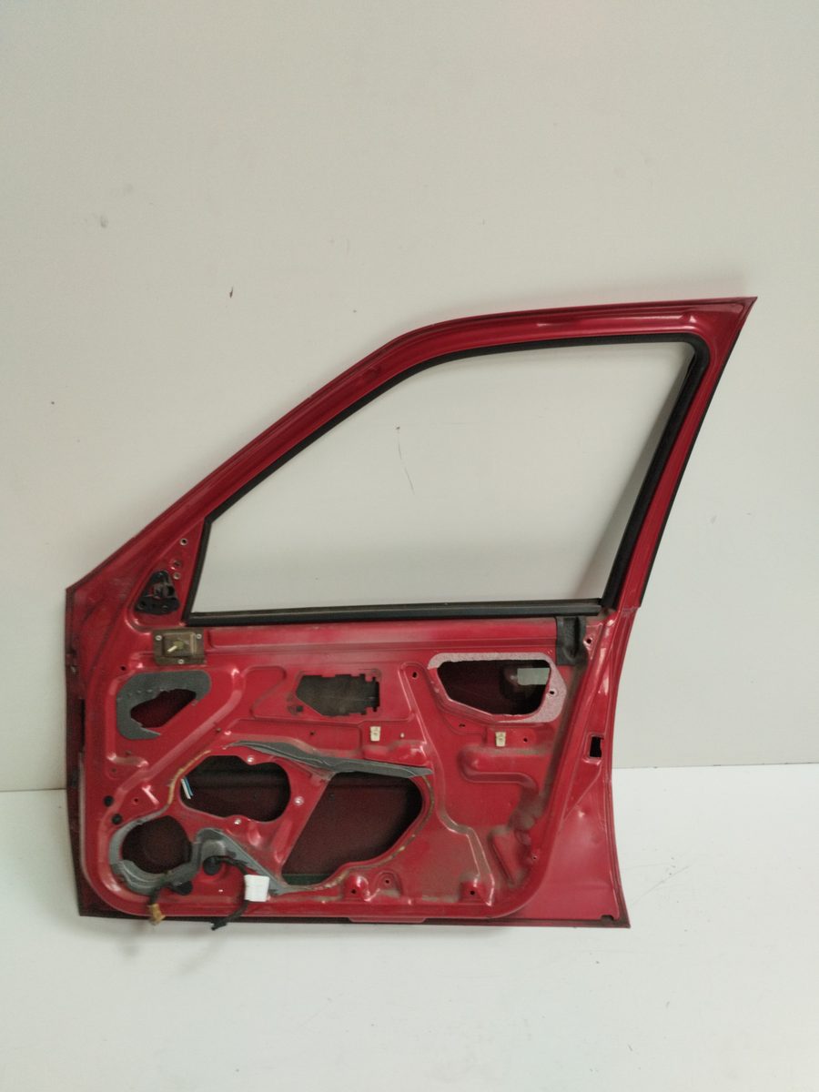 Puerta Delantera Derecha Peugeot 306 Berlina 4 Puertas (S1) 1994-1997 Style D