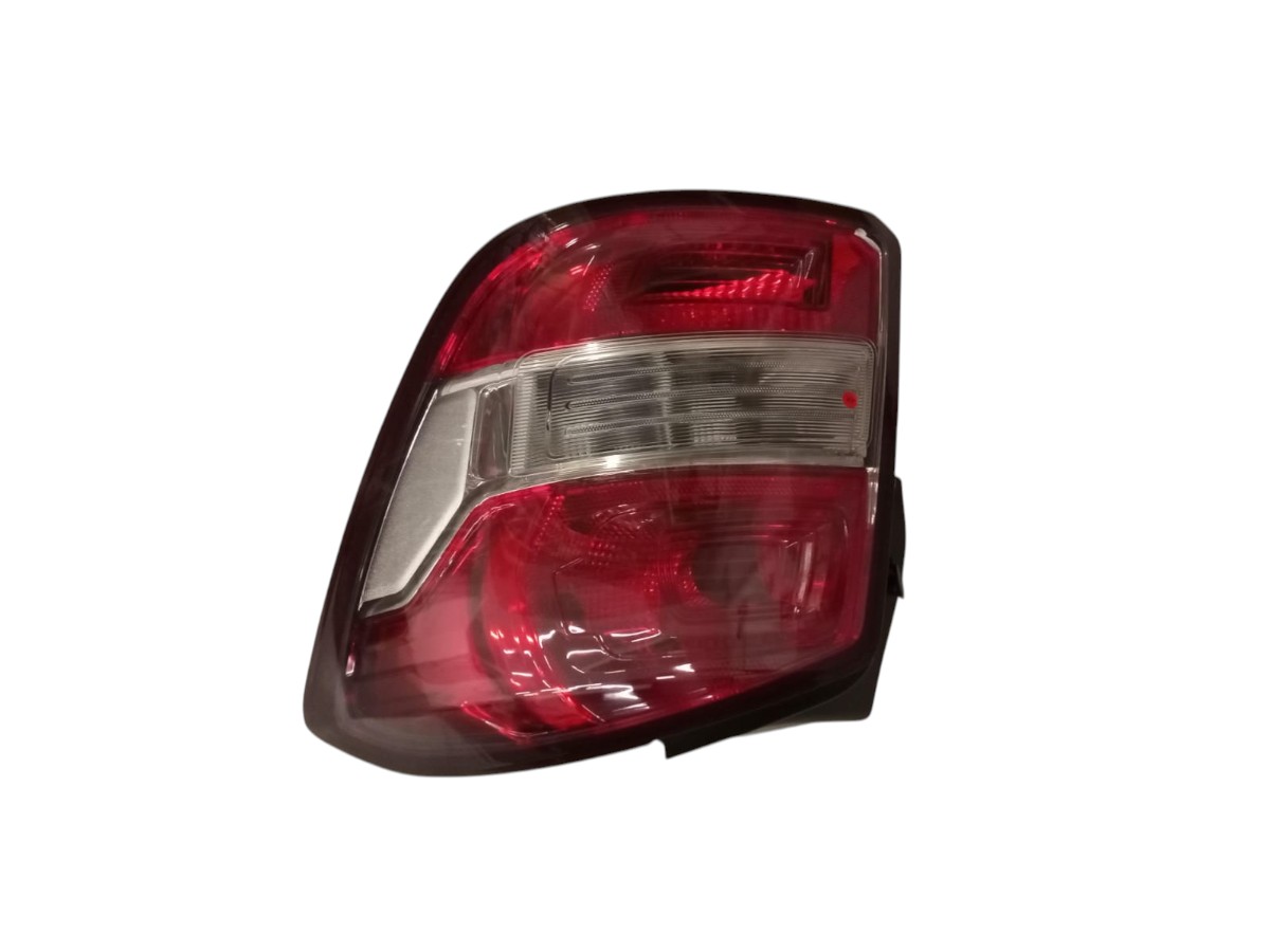 FARO TRASERO DERERECHO CHEVROLET SPIN LTZ 2013/
