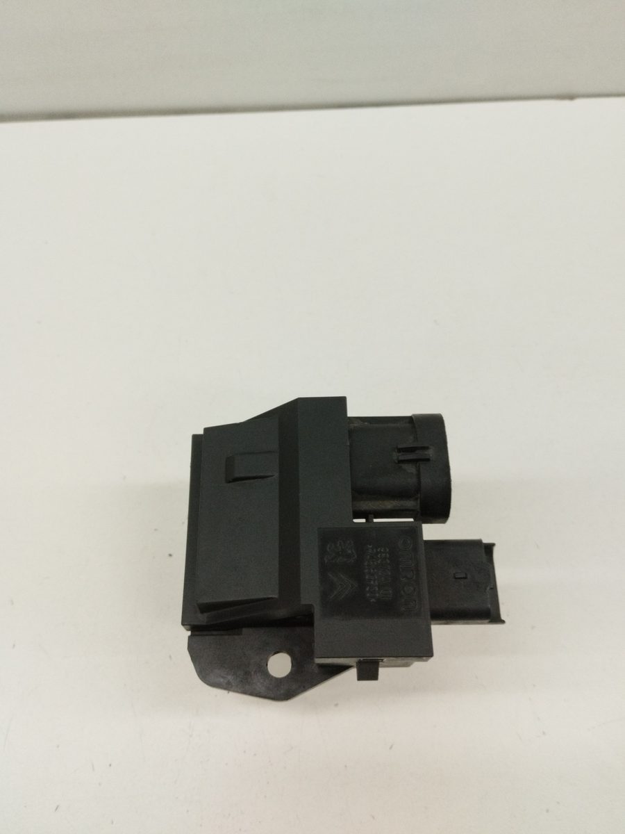 Resistencia Electroventilador Citroën C3 2009-2017 Attraction 1.0L 50kW 98372A01