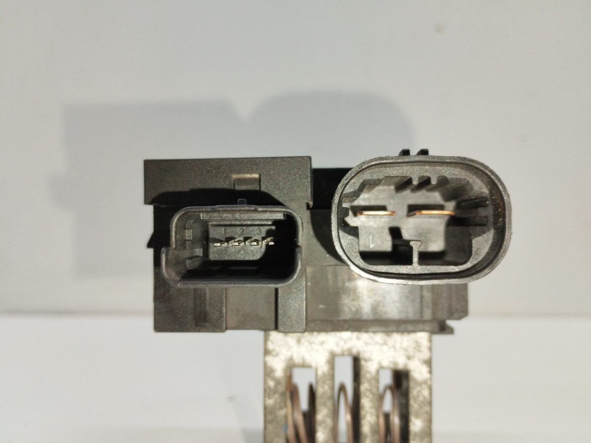 Resistencia Electroventilador Citroën C3 2009-2017 Attraction 1.0L 50kW 98372A01