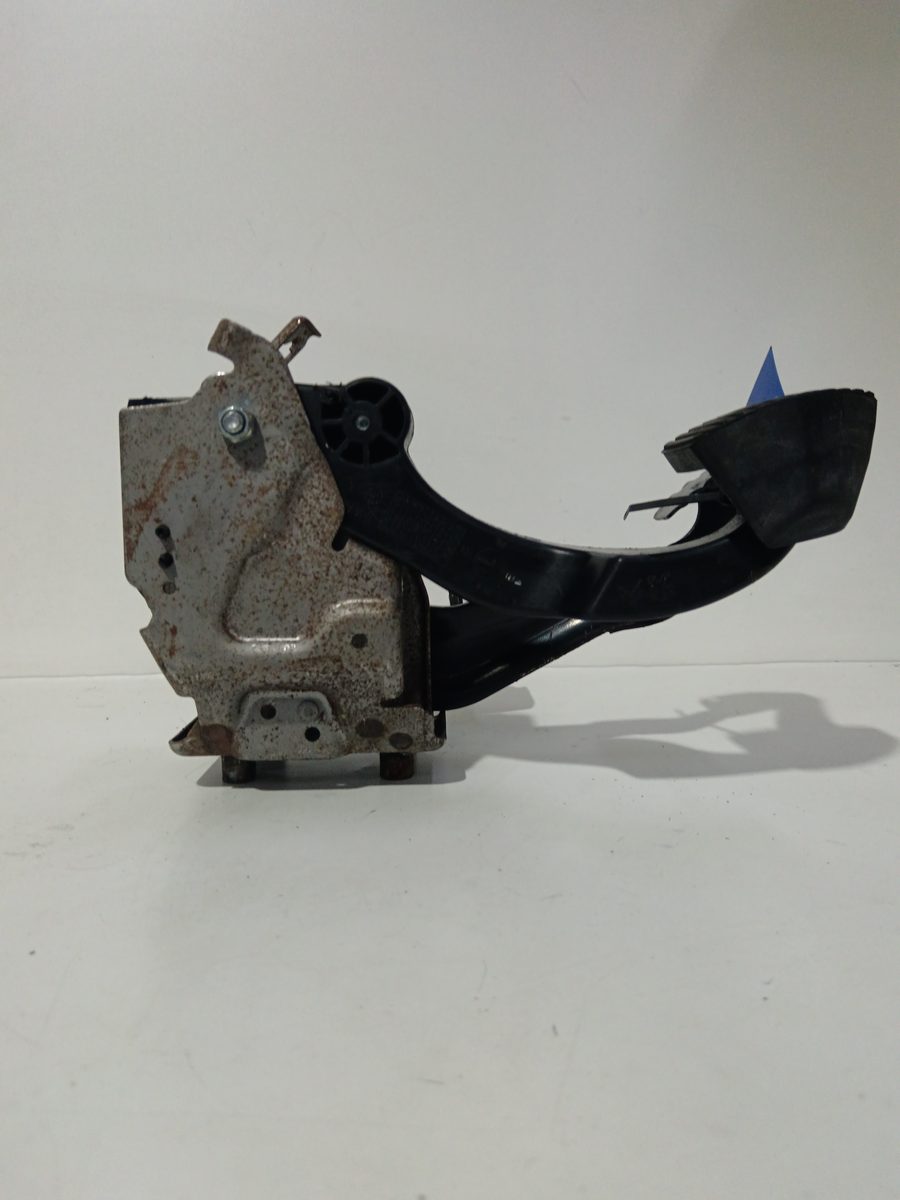 Pedalera Peugeot 208 2012-2019 Style