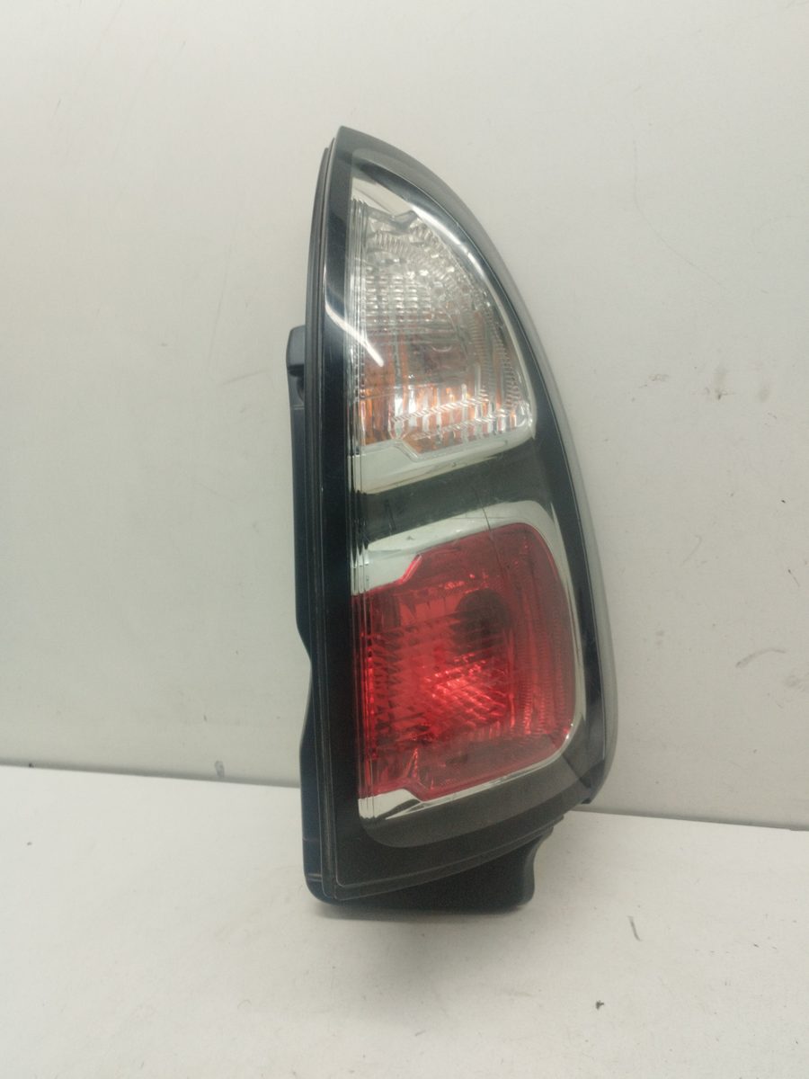 Farol Trasero Derecho Exterior Citroën C3 Picasso 2007-2017 FAP 9681749180