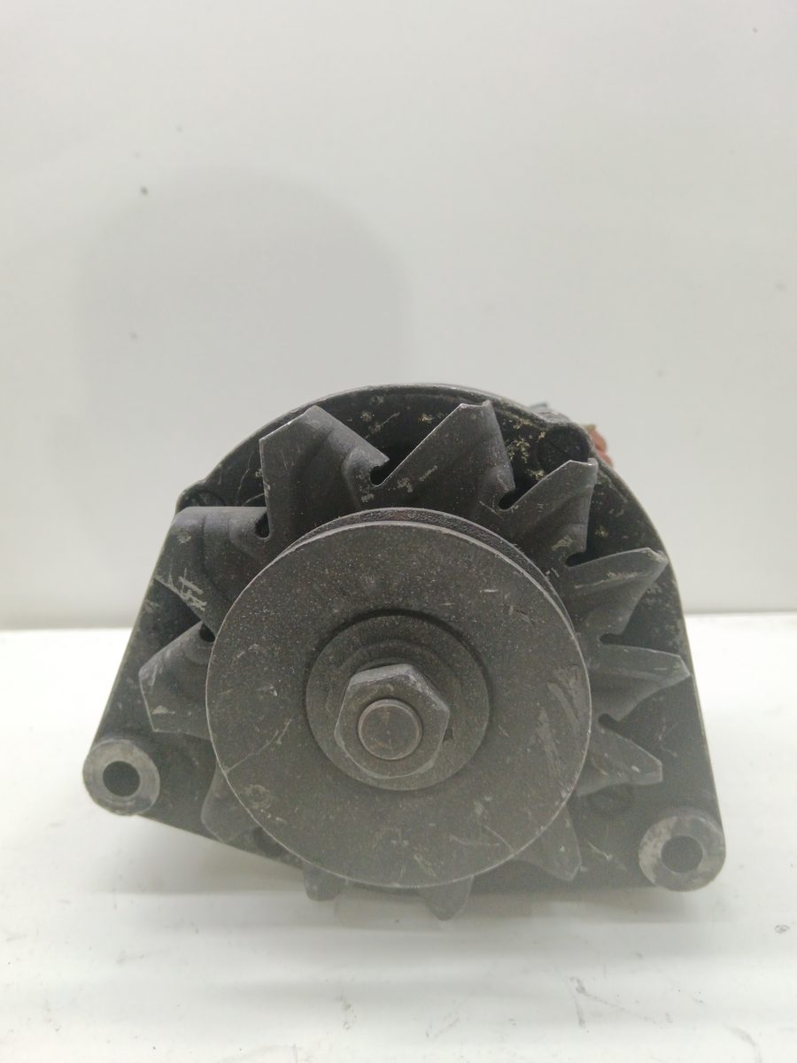 Alternador Mercedes-Benz Clase E (W123) Familiar 1977-Actualidad 2,3 2.3L 80kW 0120489917