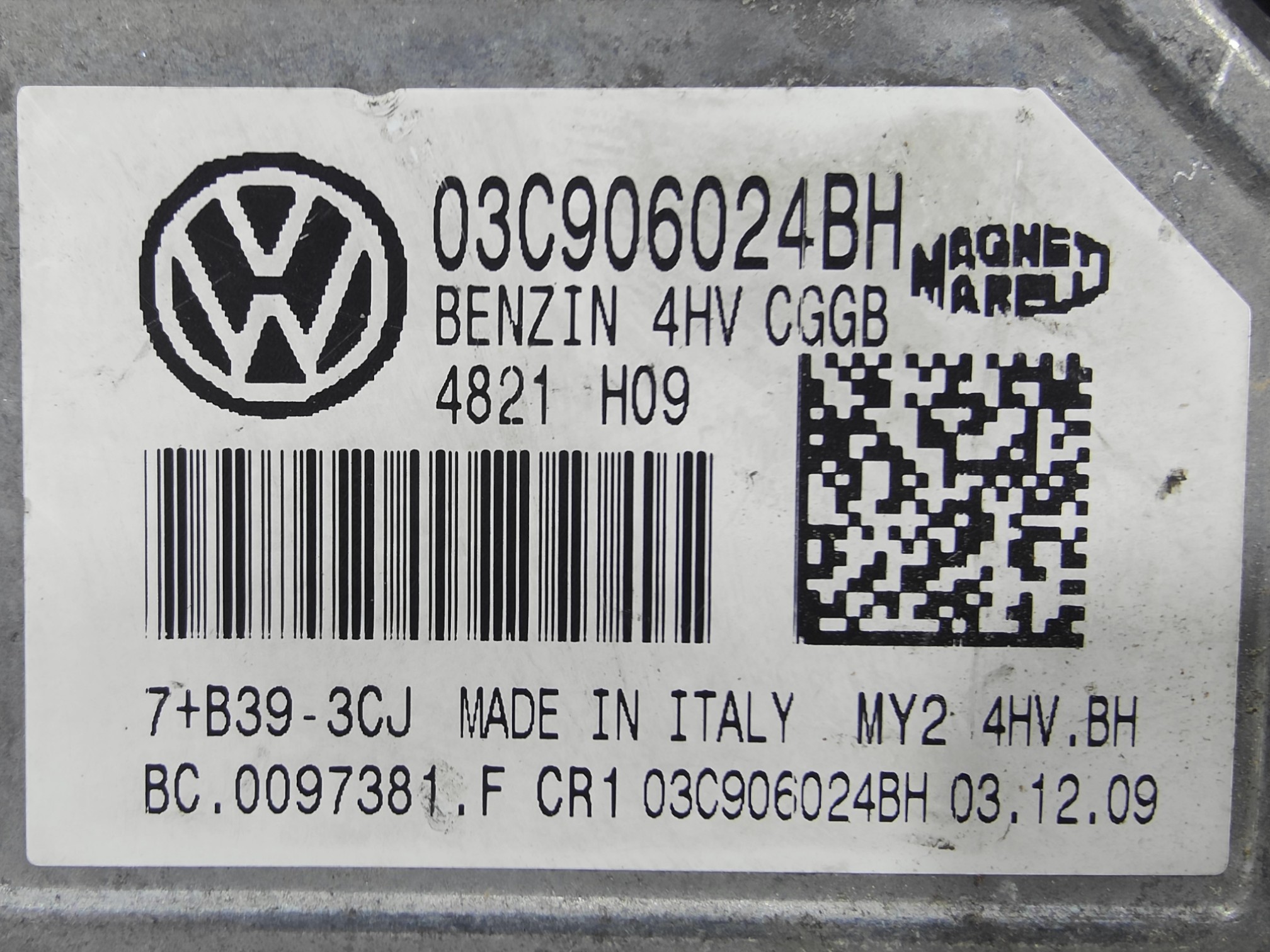 ECU de motor Volkswagen POLO 1.4 16V 2003, Ref: 11106-K3C5