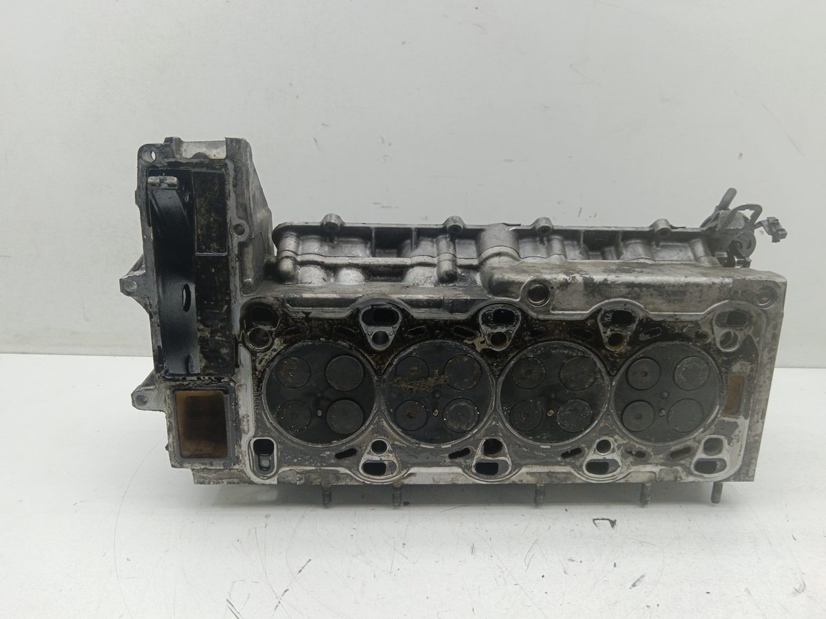 Tapa De Cilindros Chevrolet Vectra B Berlina 1995-2002 2.0 DTI 2.0L 74kW R912801838964