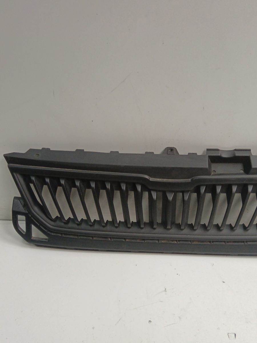 Careta Volkswagen Up! (121) 2011-2016 *
