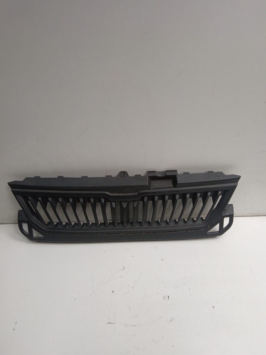 Careta Volkswagen Up! (121) 2011-2016 *