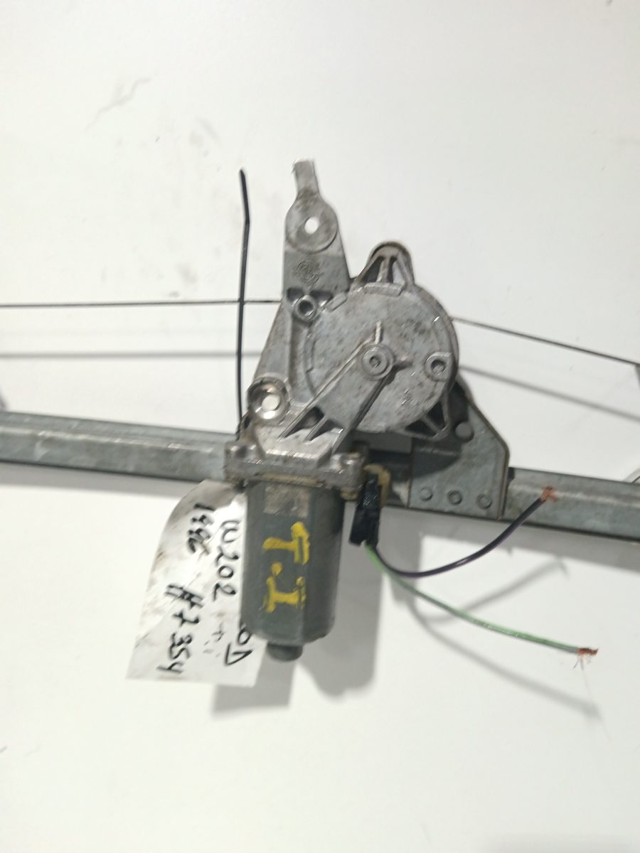 Alza Cristal Trasero Izquierdo Electrico Mercedes-Benz Clase C (W202) Familiar BOSCH