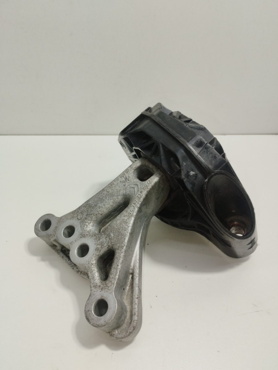 Soporte Motor Derecho Citroën C3 2016-2023 Business 1.2L 60kW 9676771080