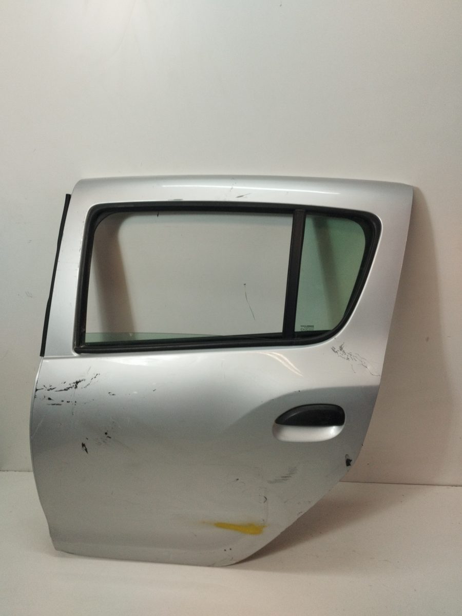 Puerta Trasera Izquierda Renault Sandero 2008-2013 Ambiance