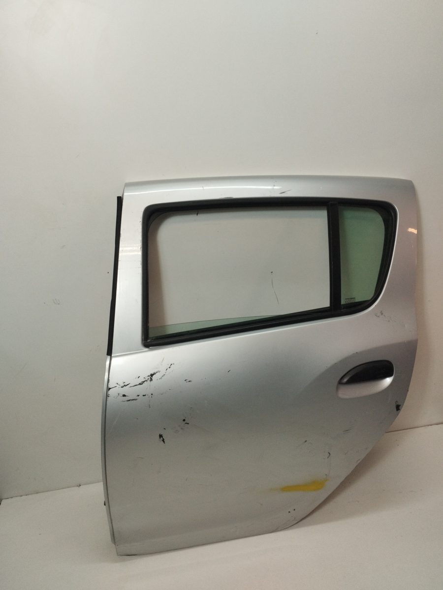 Puerta Trasera Izquierda Renault Sandero 2008-2013 Ambiance