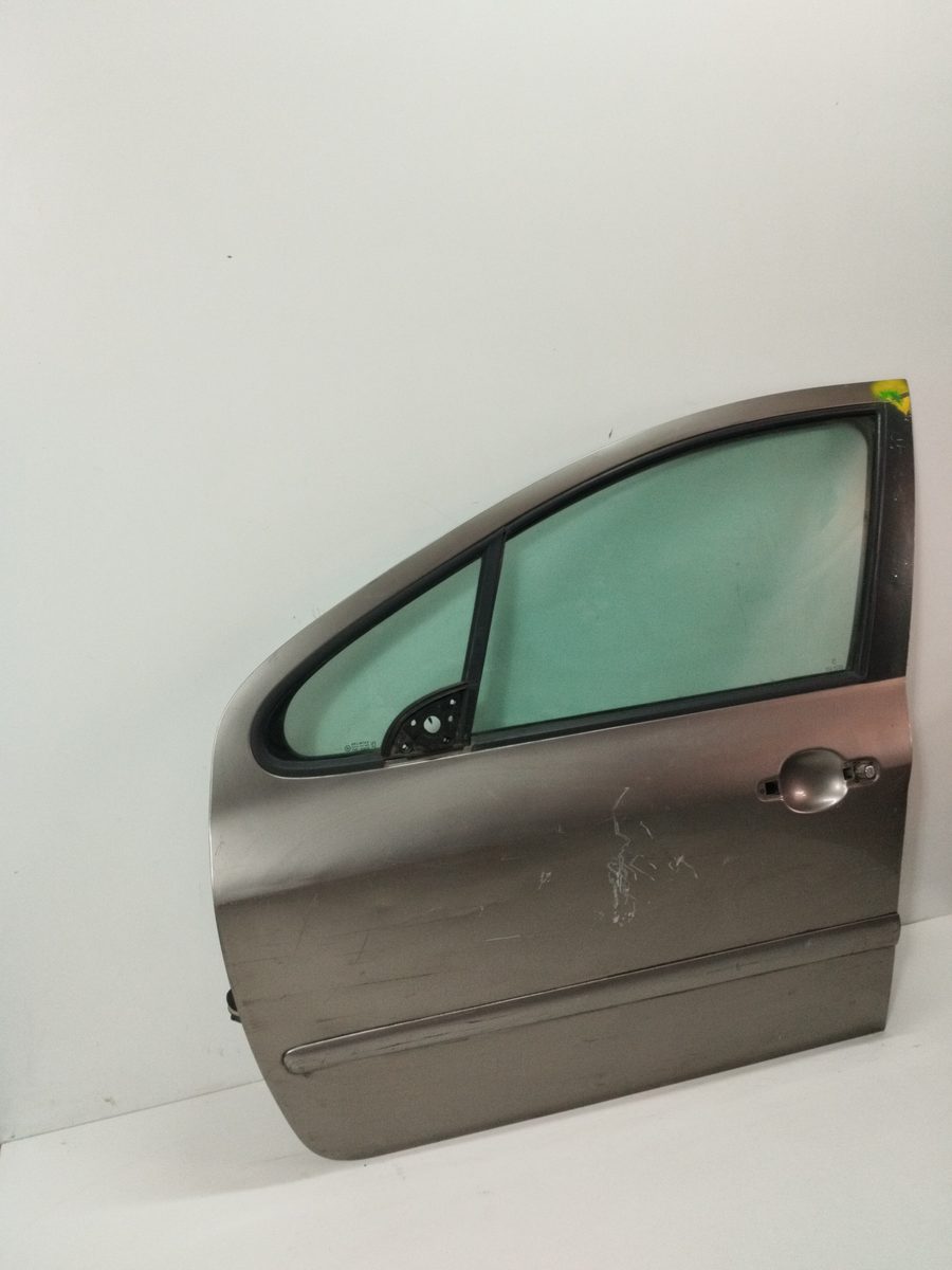 Puerta Delantera Izquierda Peugeot 307 (S1) 2001-2005 XR