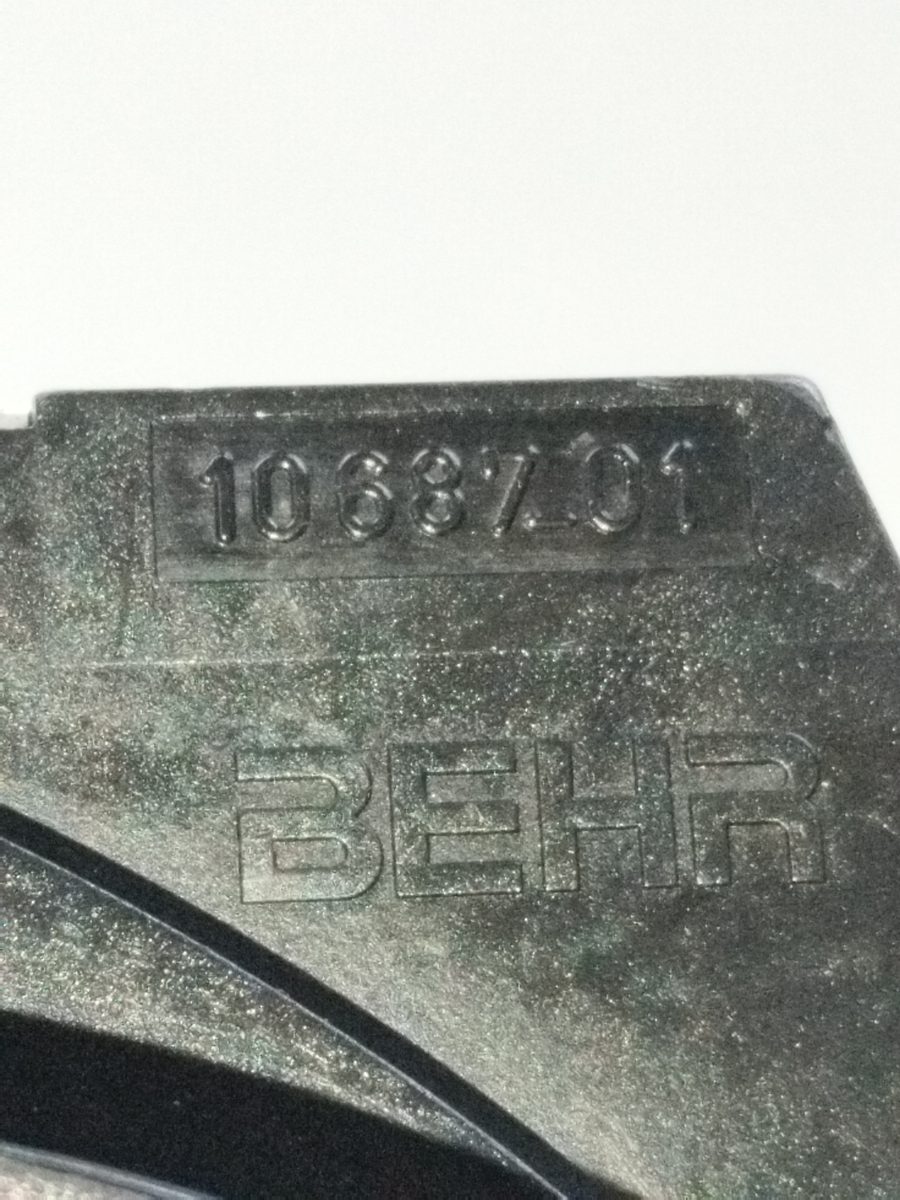 Comandos De Calefacción Peugeot 206 Berlina 1998-2010 XR 1.9L 51kW 1068701