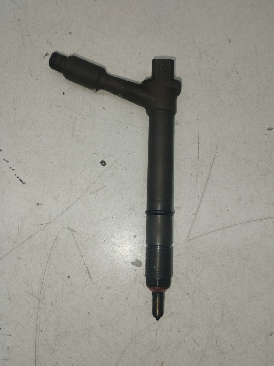 Inyector Chevrolet Meriva 2003-2008 1.7 16V CDTI 1.7L 74kW TJBB01901D