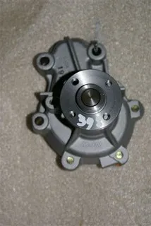 BOMBA AGUA DAIHATSU CHARADE 81