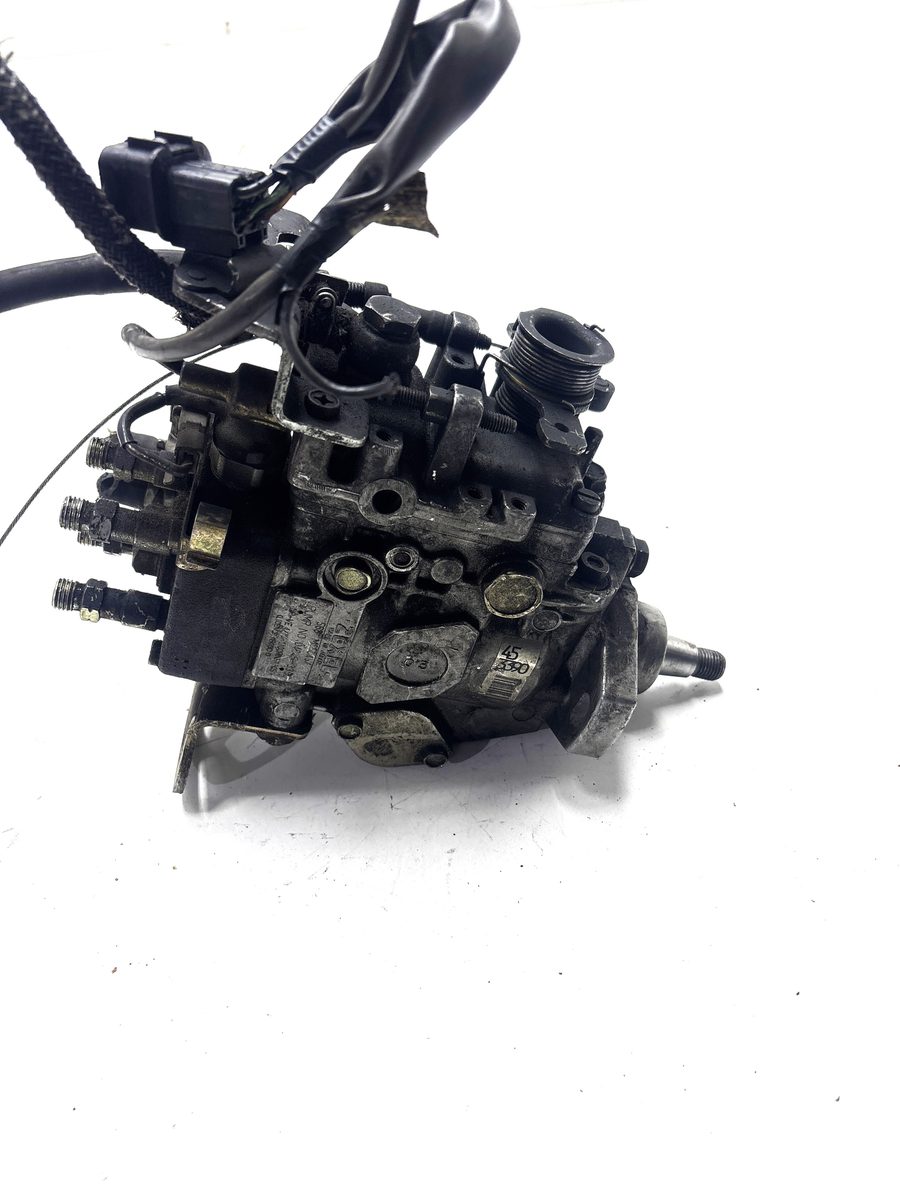 Bomba Inyeccion Mitsubishi L 300 (P00) 1986-1999 Combi Tracción total 1047453390