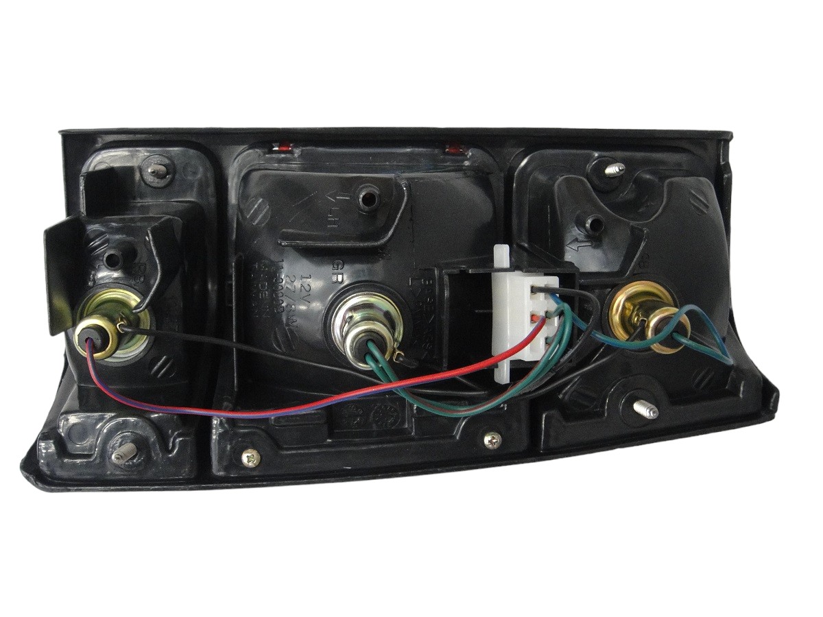 FAROL TRASERO IZQUIERDO ISUZU TF 1991/1996 (MARCO NEGRO)