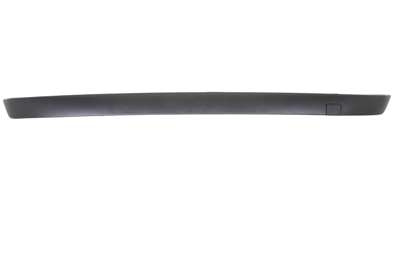 Moldura de paragolpes trasero